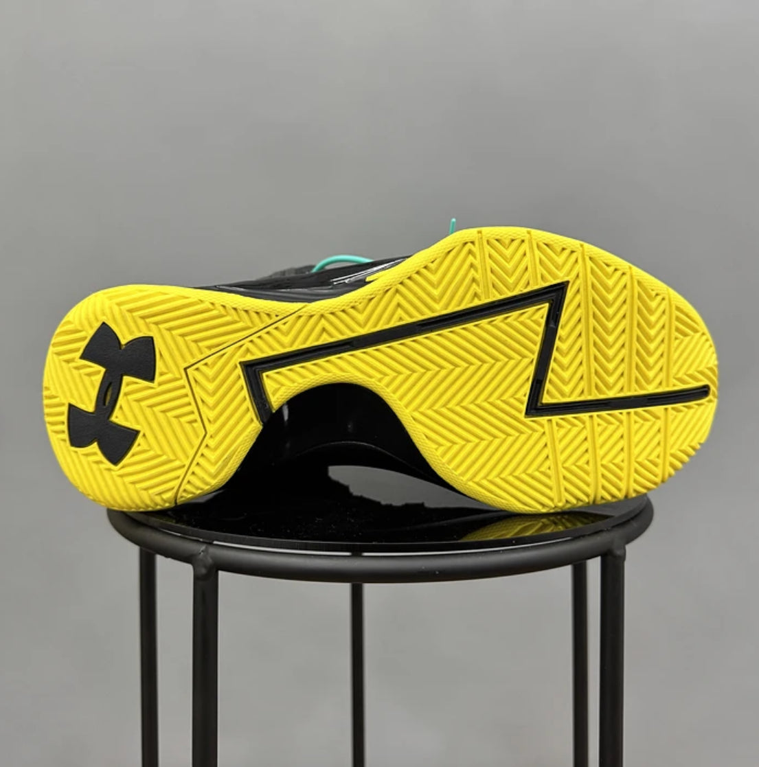 Under Armour Curry 1 Black Yellow