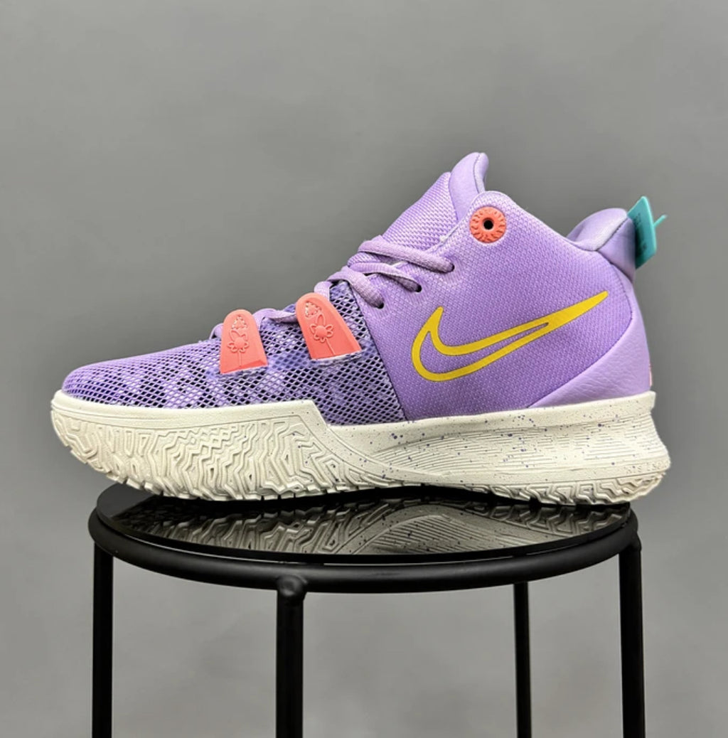 Nike Kyrie 7 Daughter