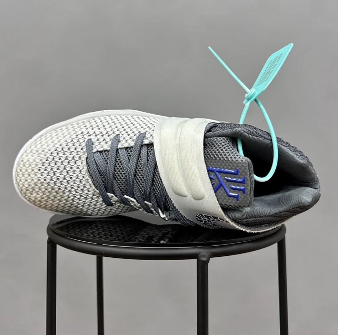 Nike Kyrie 2 Gris