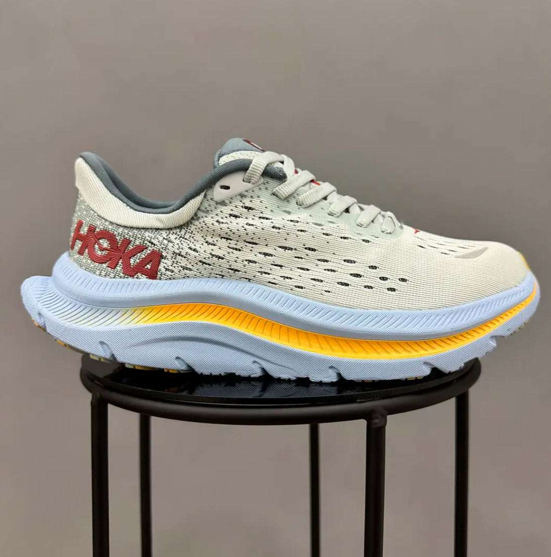 Hoka Kawana Grey