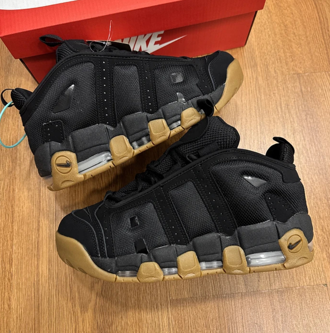 Nike Uptempo Low Black Gum