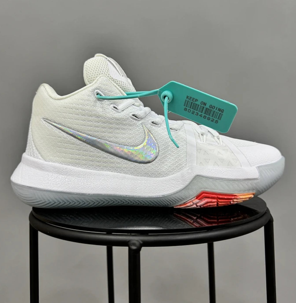 Nike Kyrie 3 White Tornasol
