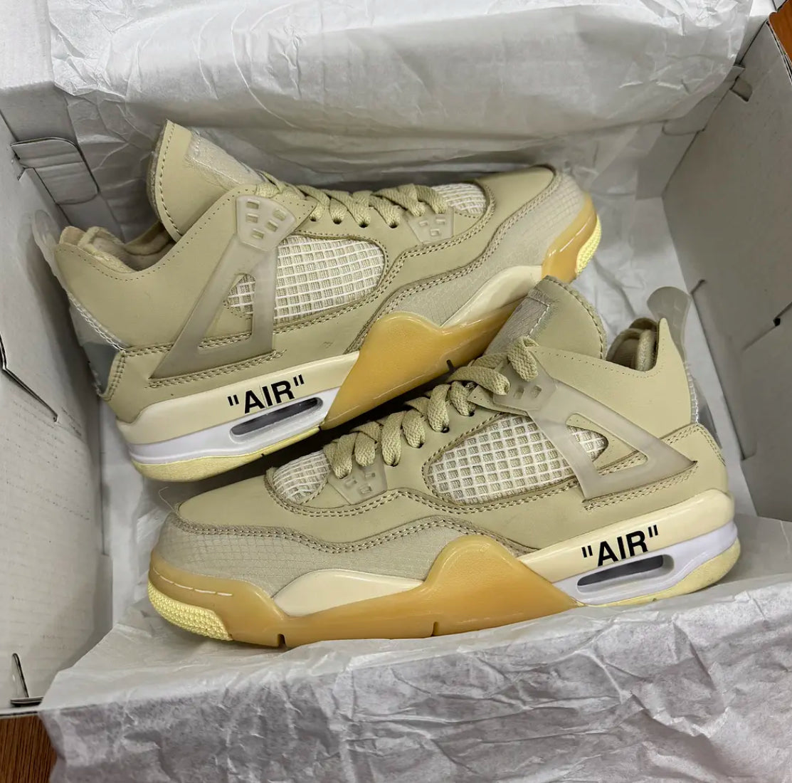 Jordan Retro 4 Off White Sail