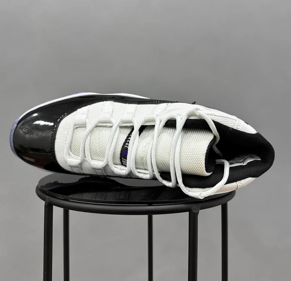 Jordan Retro 11 Concord