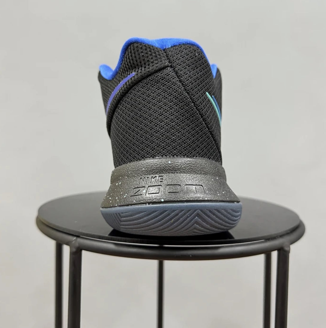 Nike Kyrie 3 Black Purpple