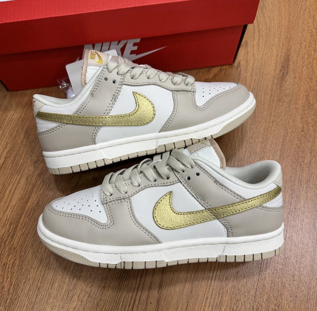 Nike Sb Dunk Gold Swoosh