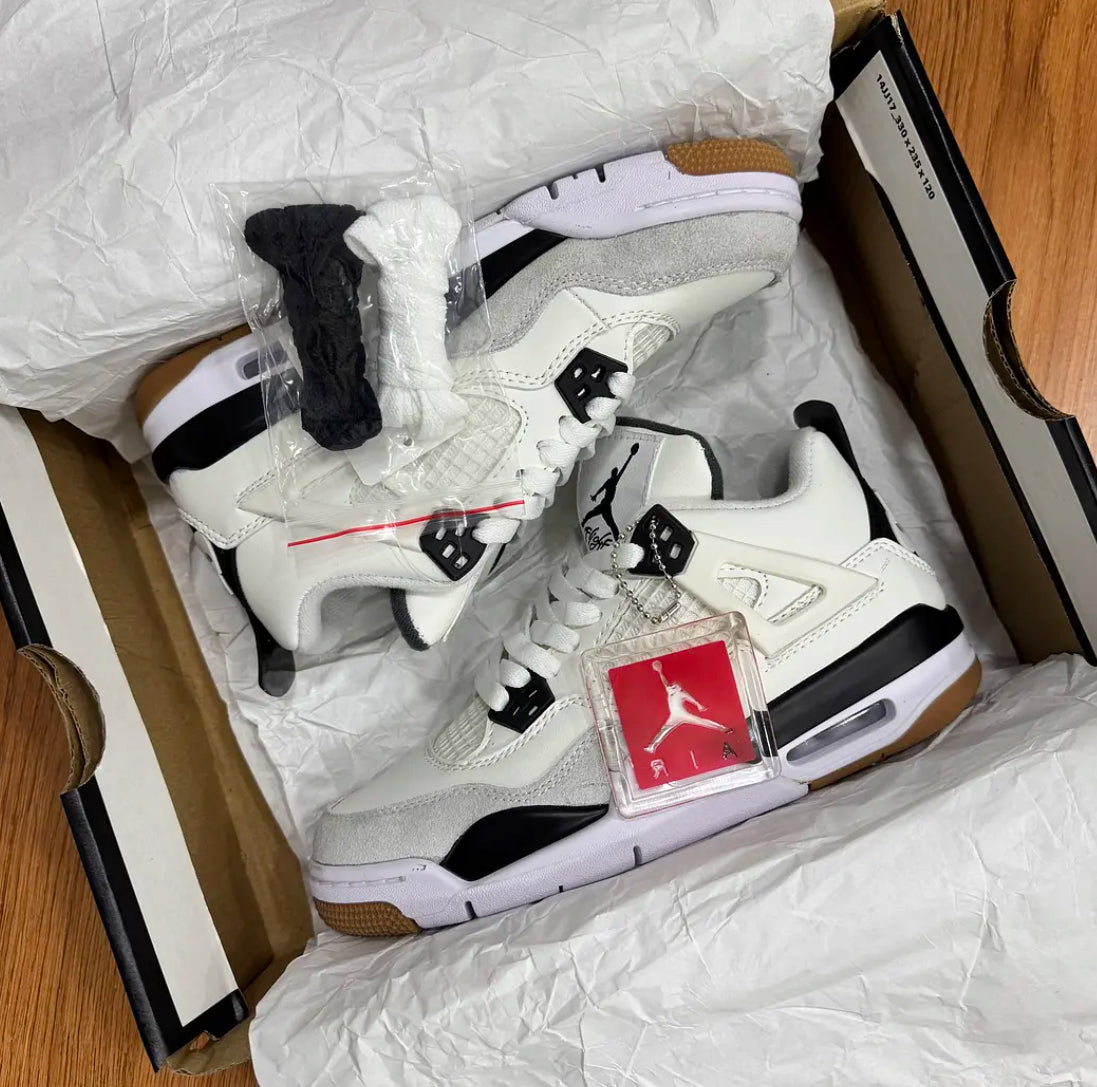 Jordan Retro 4 Sb Black