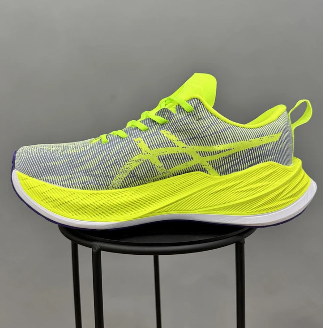 Asics Superblast Green