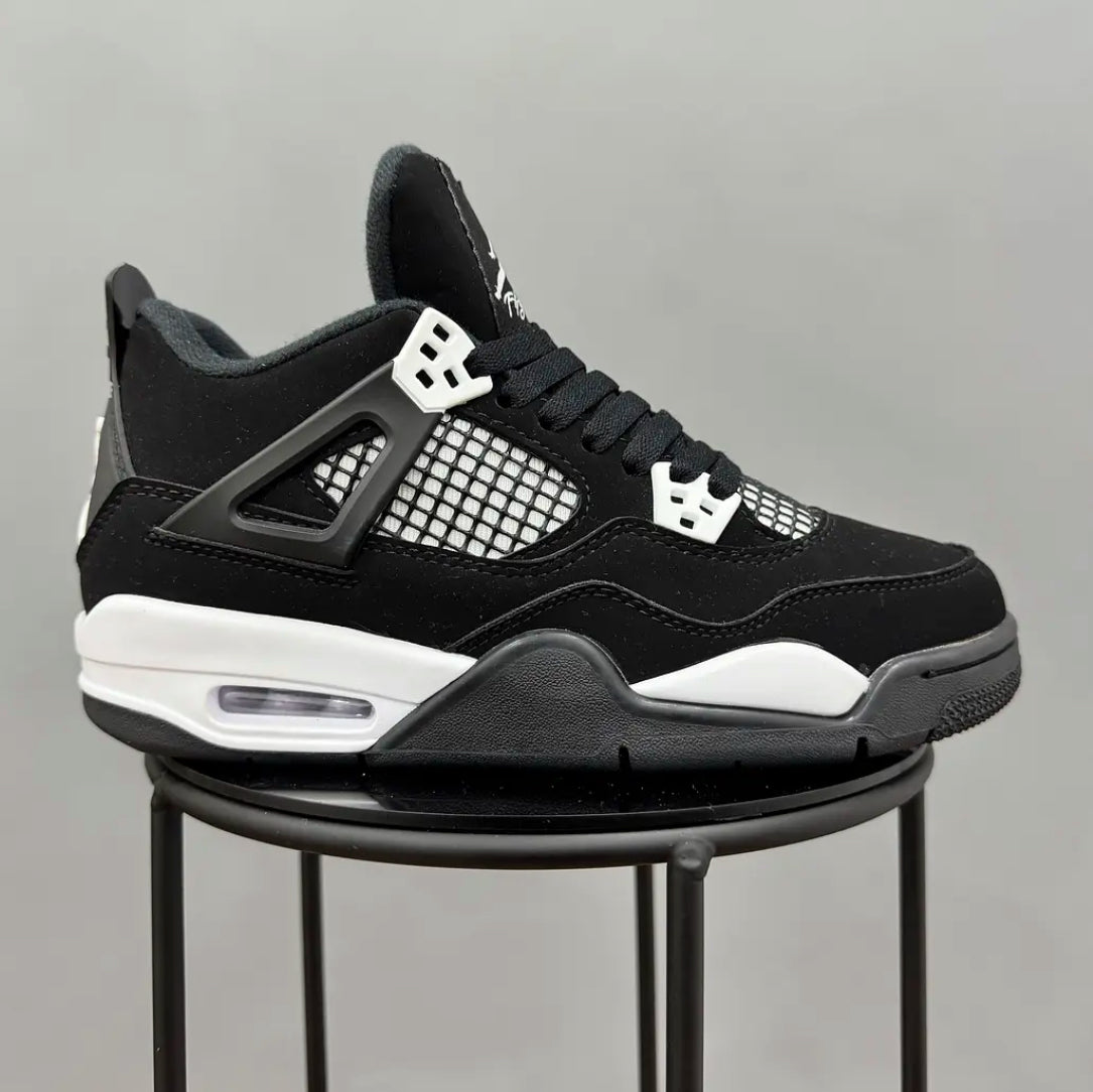 Jordan Retro 4 White Thunder
