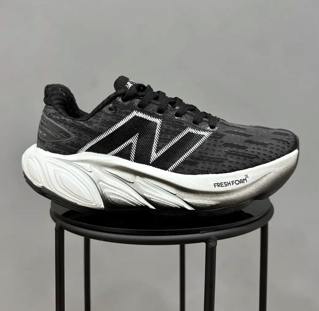 New Balance Fresh Foam Balos Negro