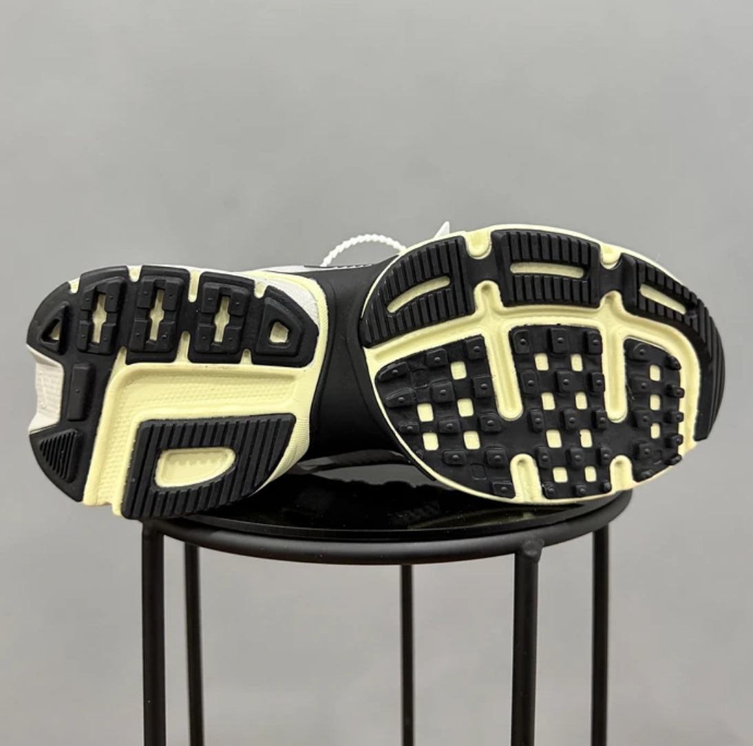 Nike V2K Run