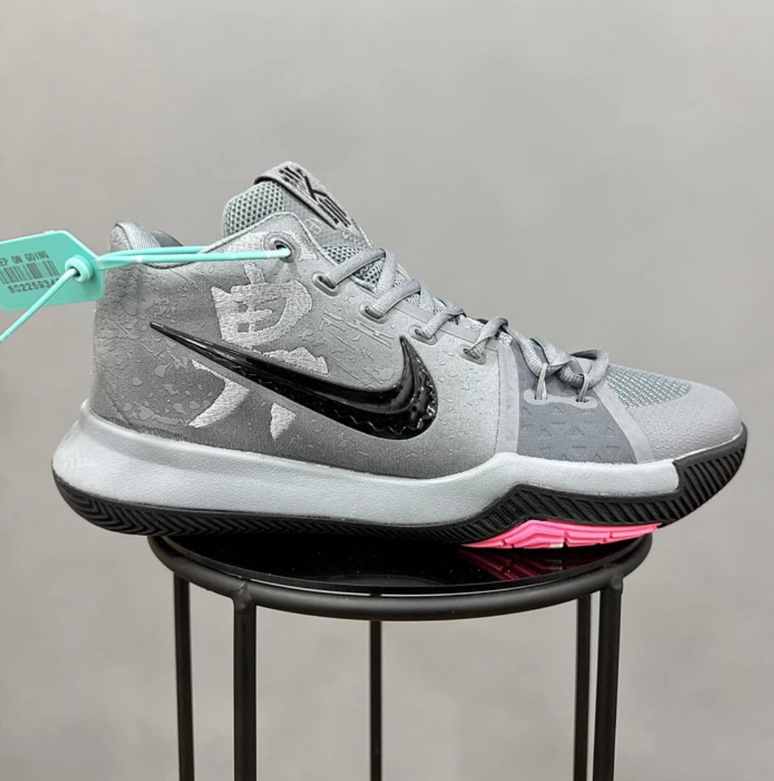 Nike Kyrie 3 Grey Fog