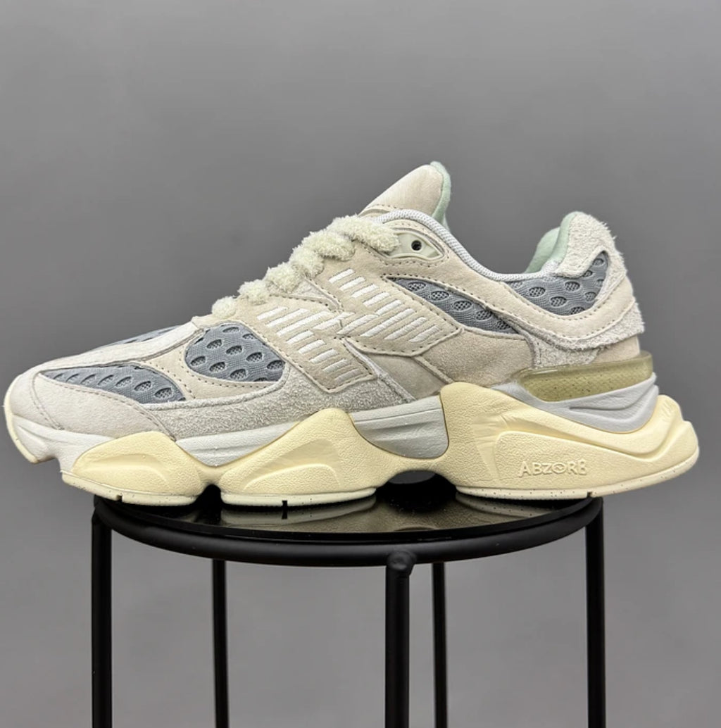 New Balance 9060 Bricks & Wood