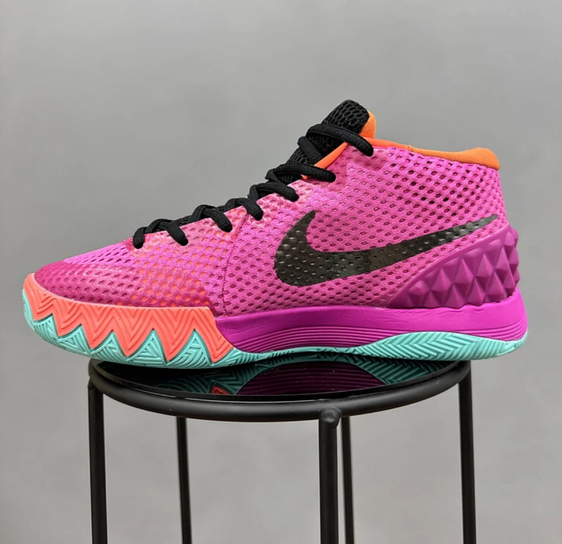 Nike kyrie 1 Easter