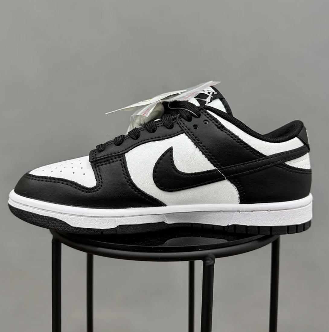 Nike Sb Dunk Panda Classic
