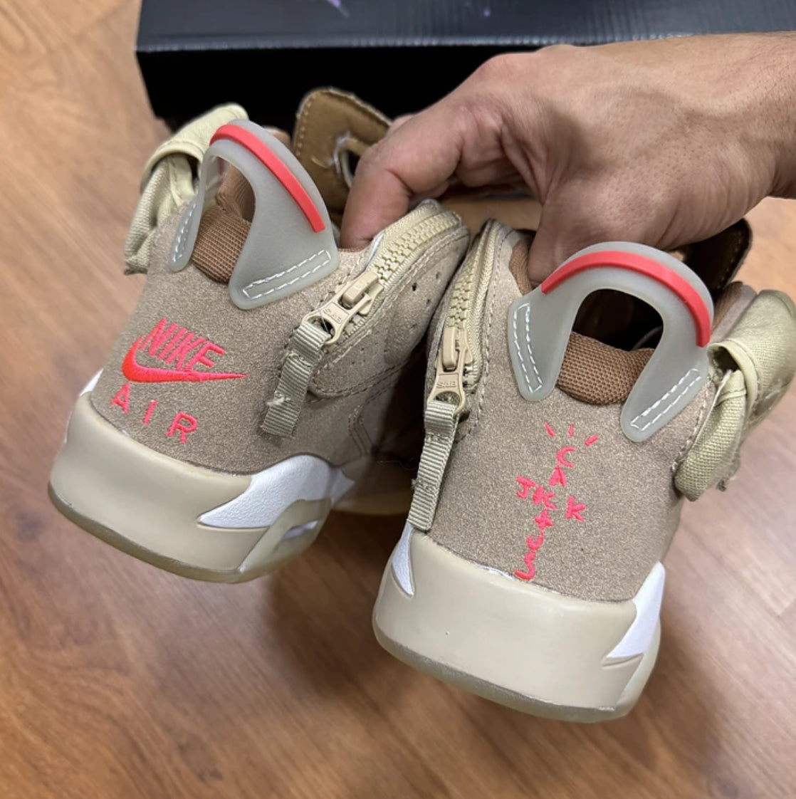 Jordan Retro 6 Travis Scott Khaki