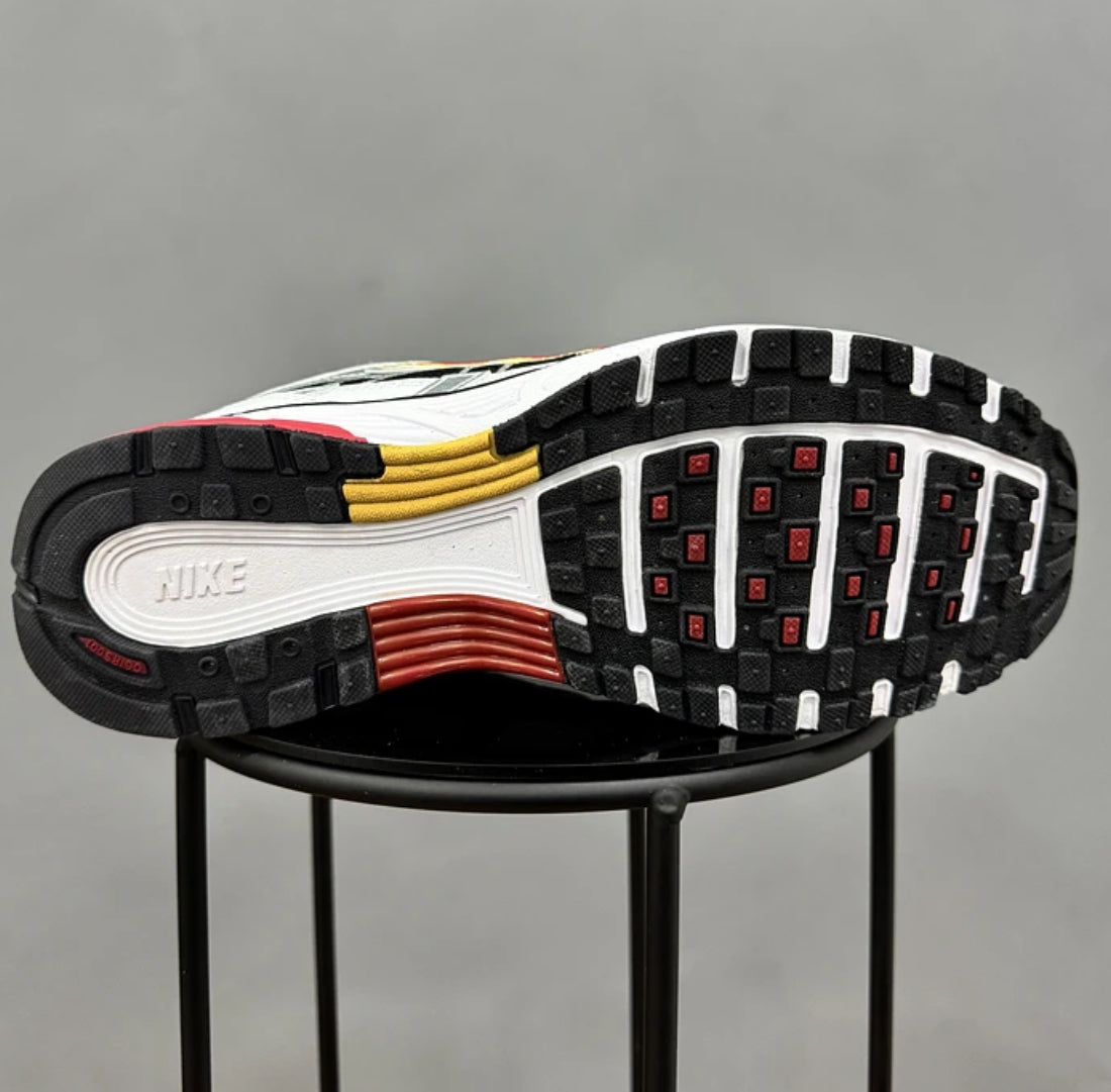 Nike P-6000 University Red
