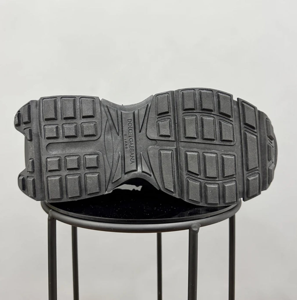 Dolce Gabbana Space Black
