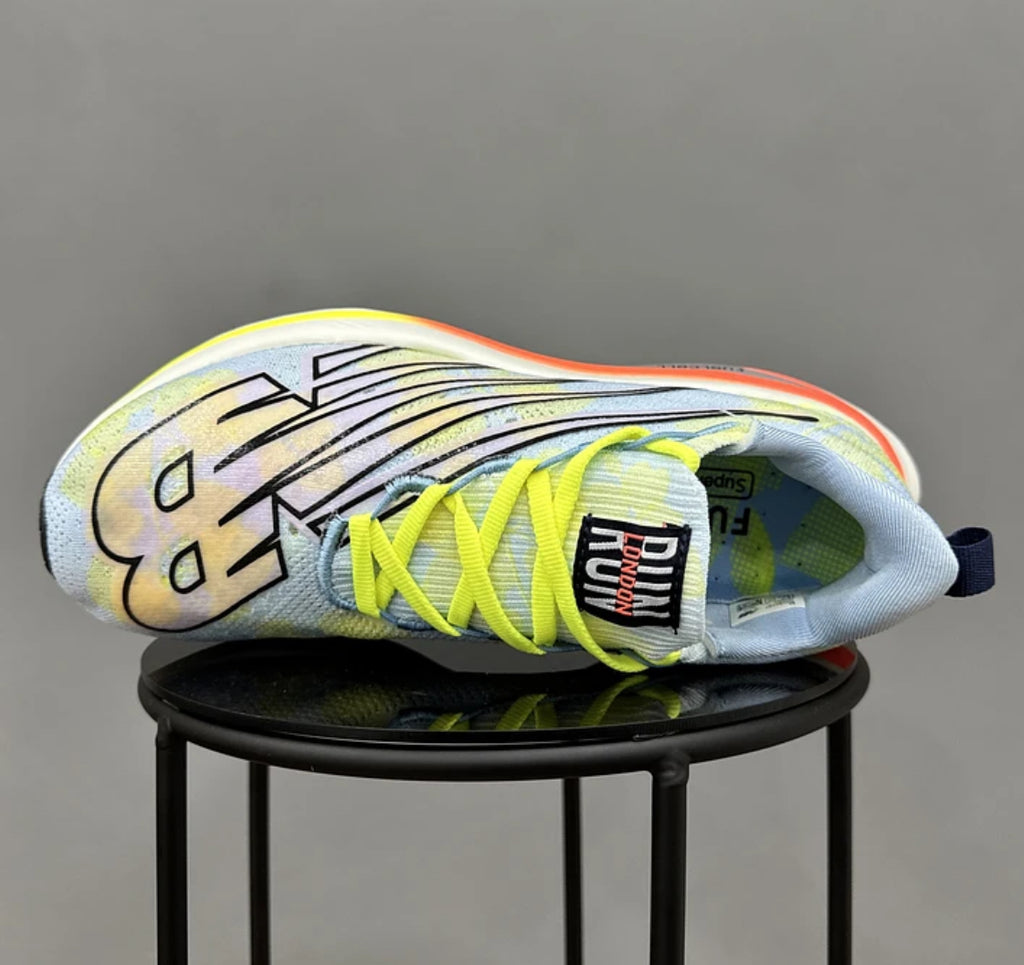 New Balance Élite V3 Multicolor