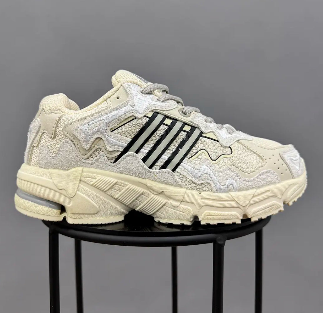 Adidas Response Cl Bad Bunny Wonder White