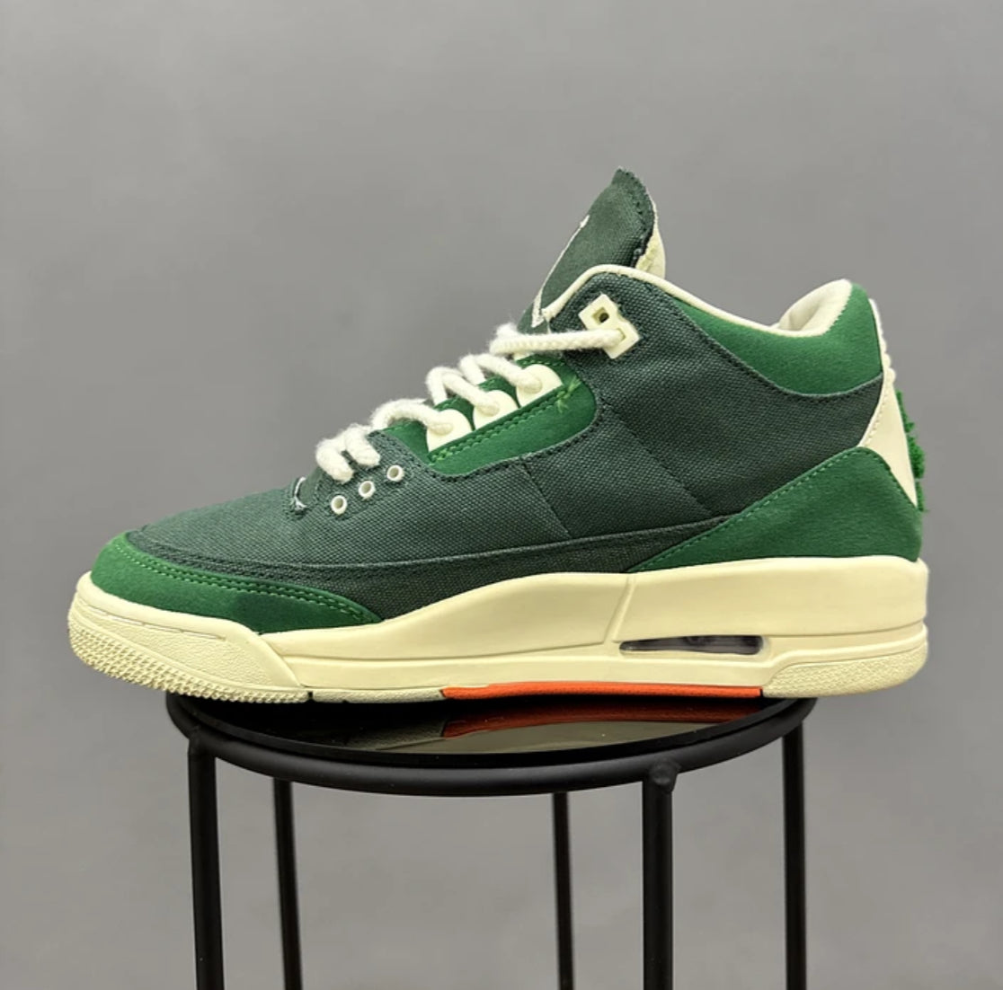 Jordan Retro 3 Nina Chanel