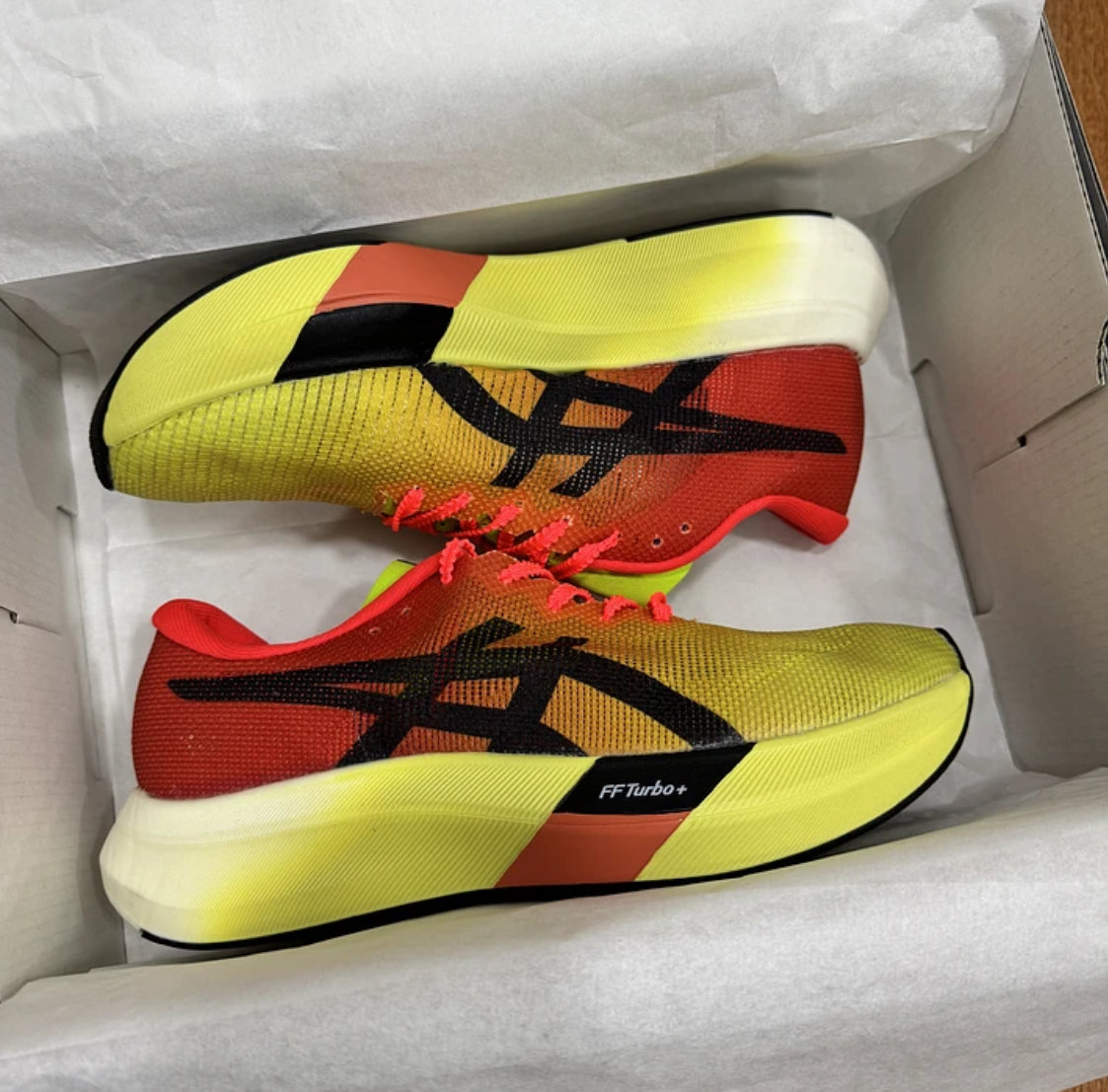 Asics Metaspeed Sky Paris