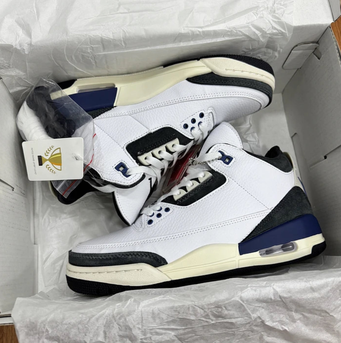 Jordan Retro 3 A Ma Maniere Blue