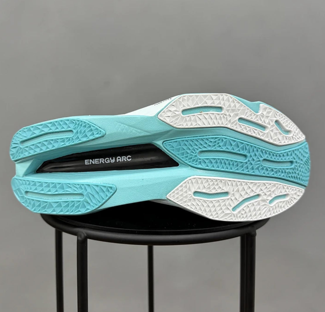 New Balance Elite V4 Cyber Jade
