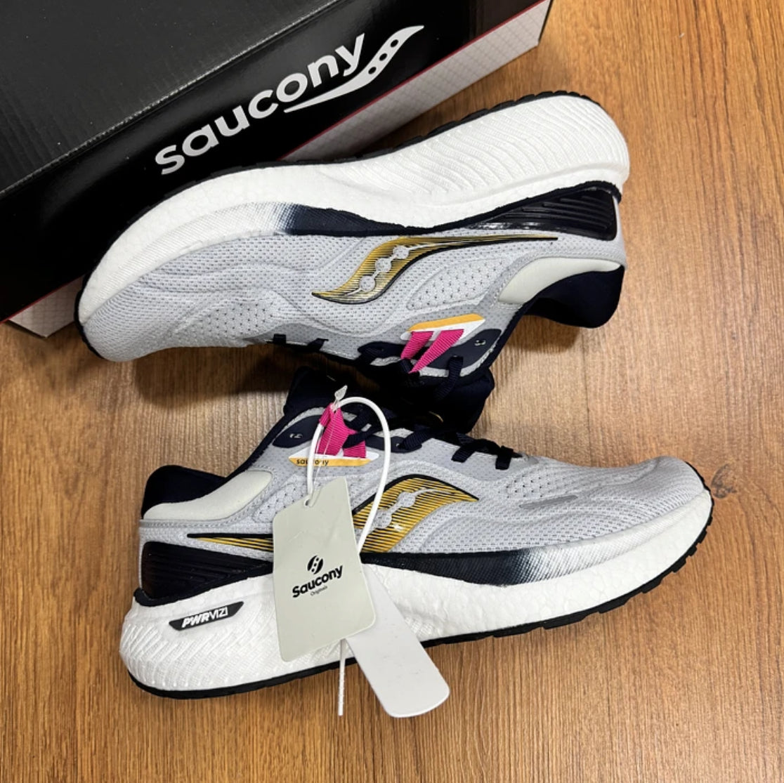 Saucony Surge 1 White Blue