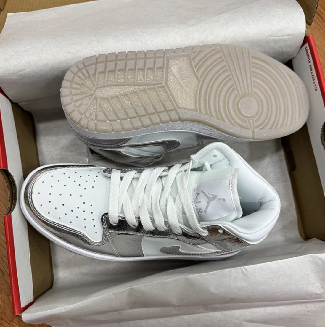 Jordan Retro 1 Mid Metallic Gris