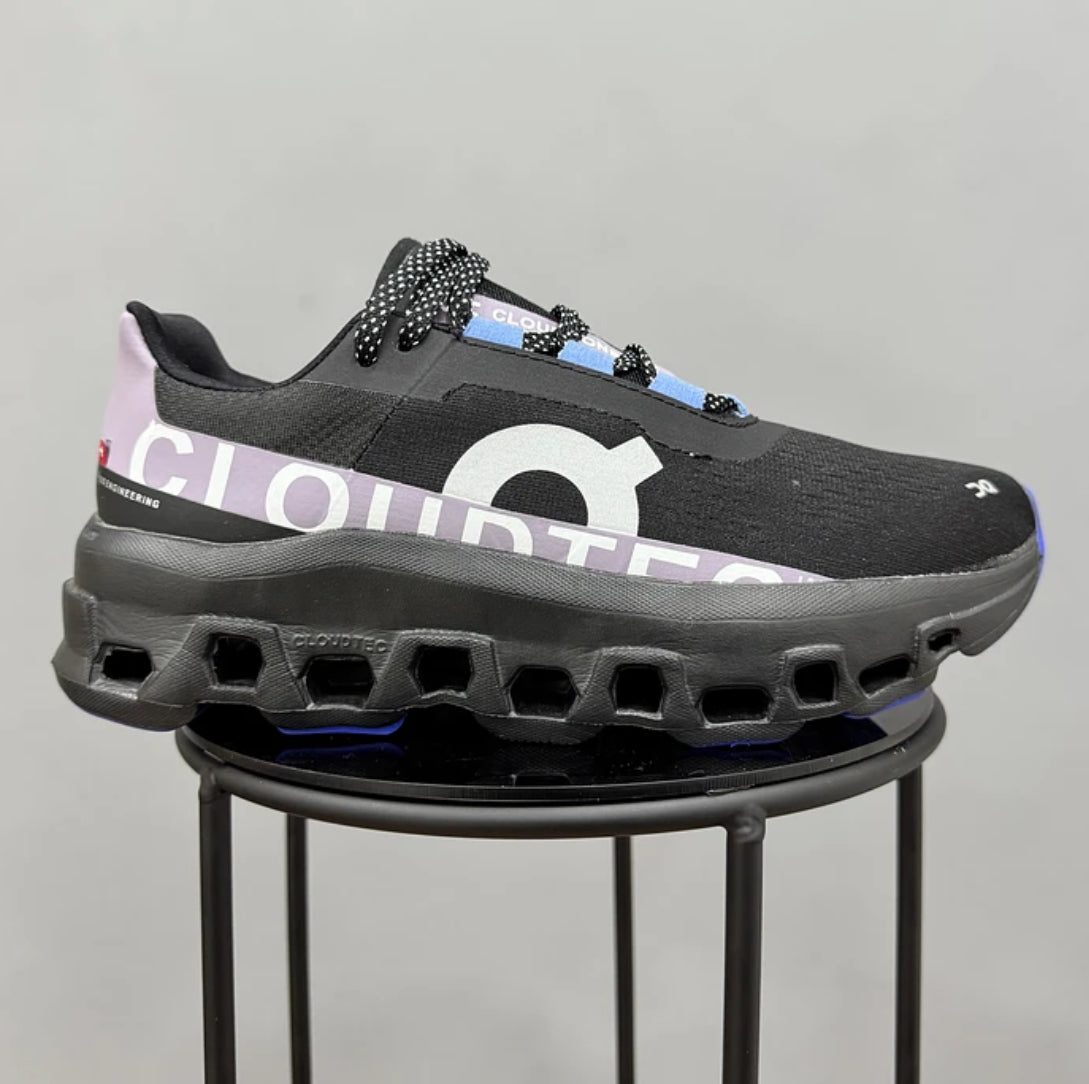 On Cloudmonster Black