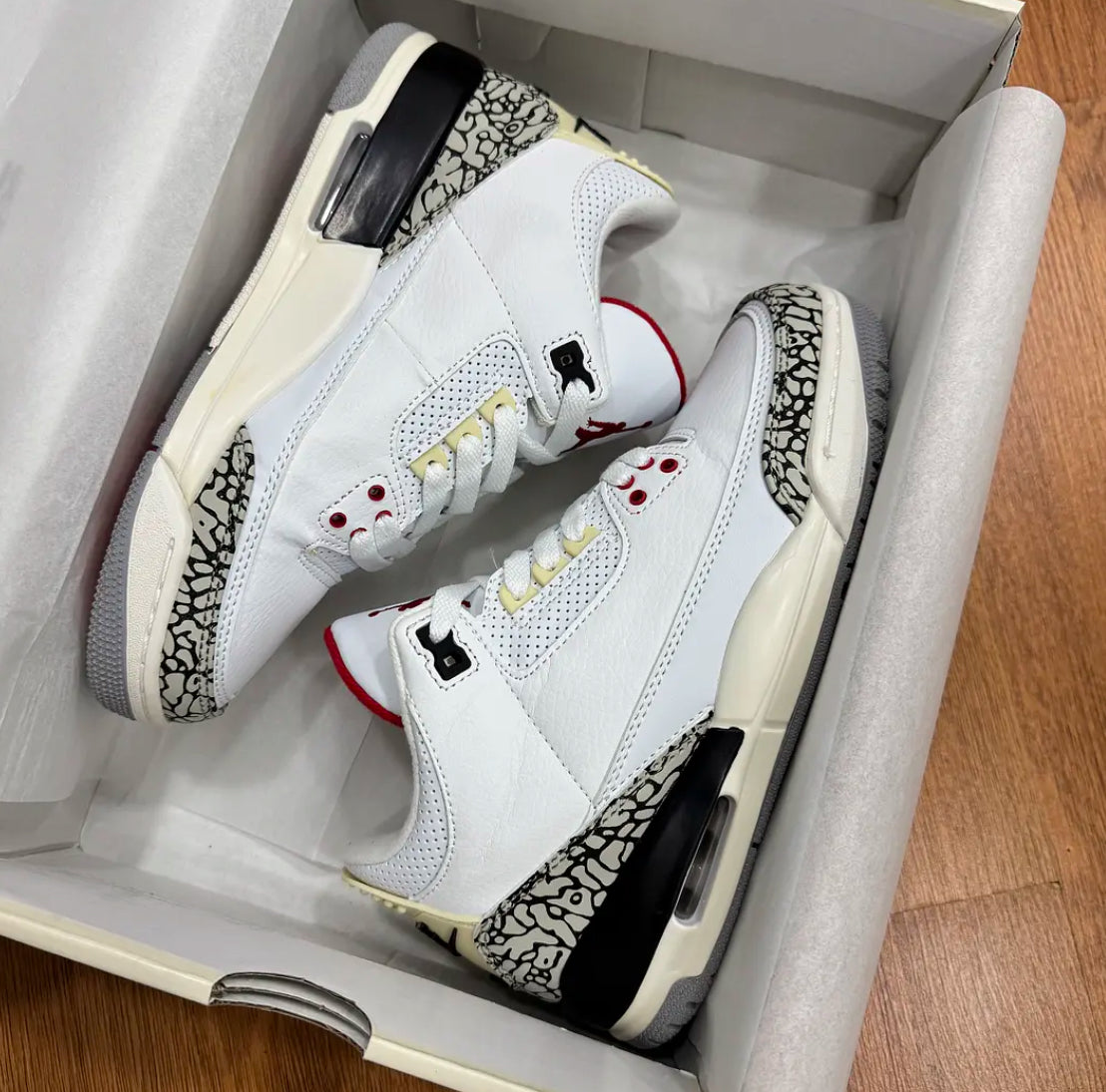 Jordan Retro 3 White Cement
