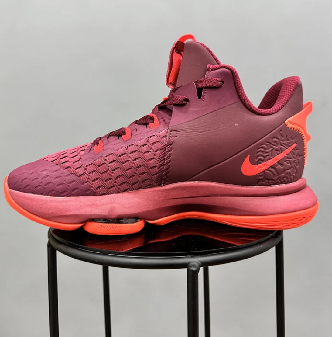 Nike Lebron Witness 5 Red