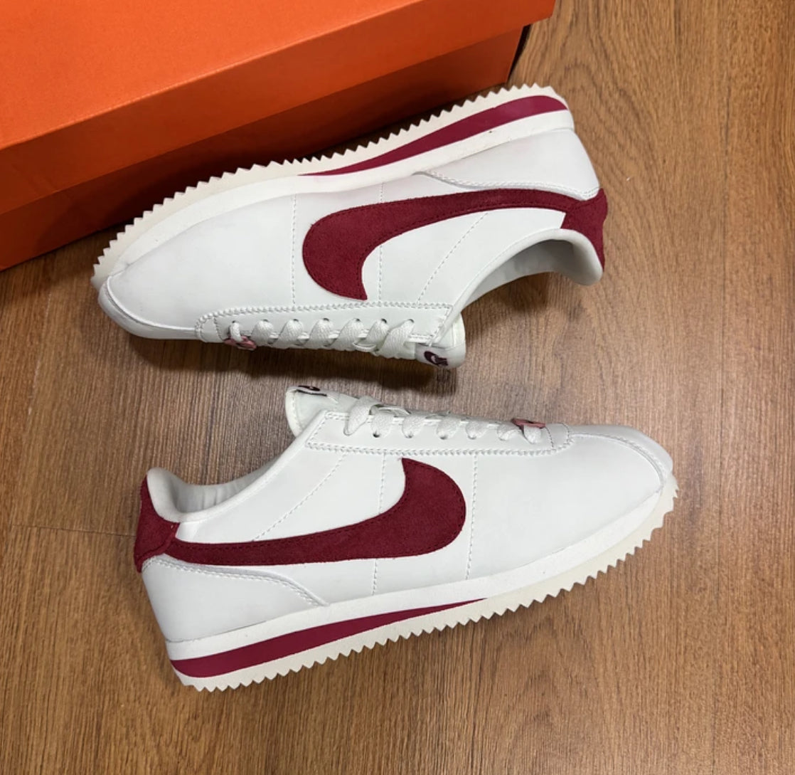 Nike Cortez San Valentín