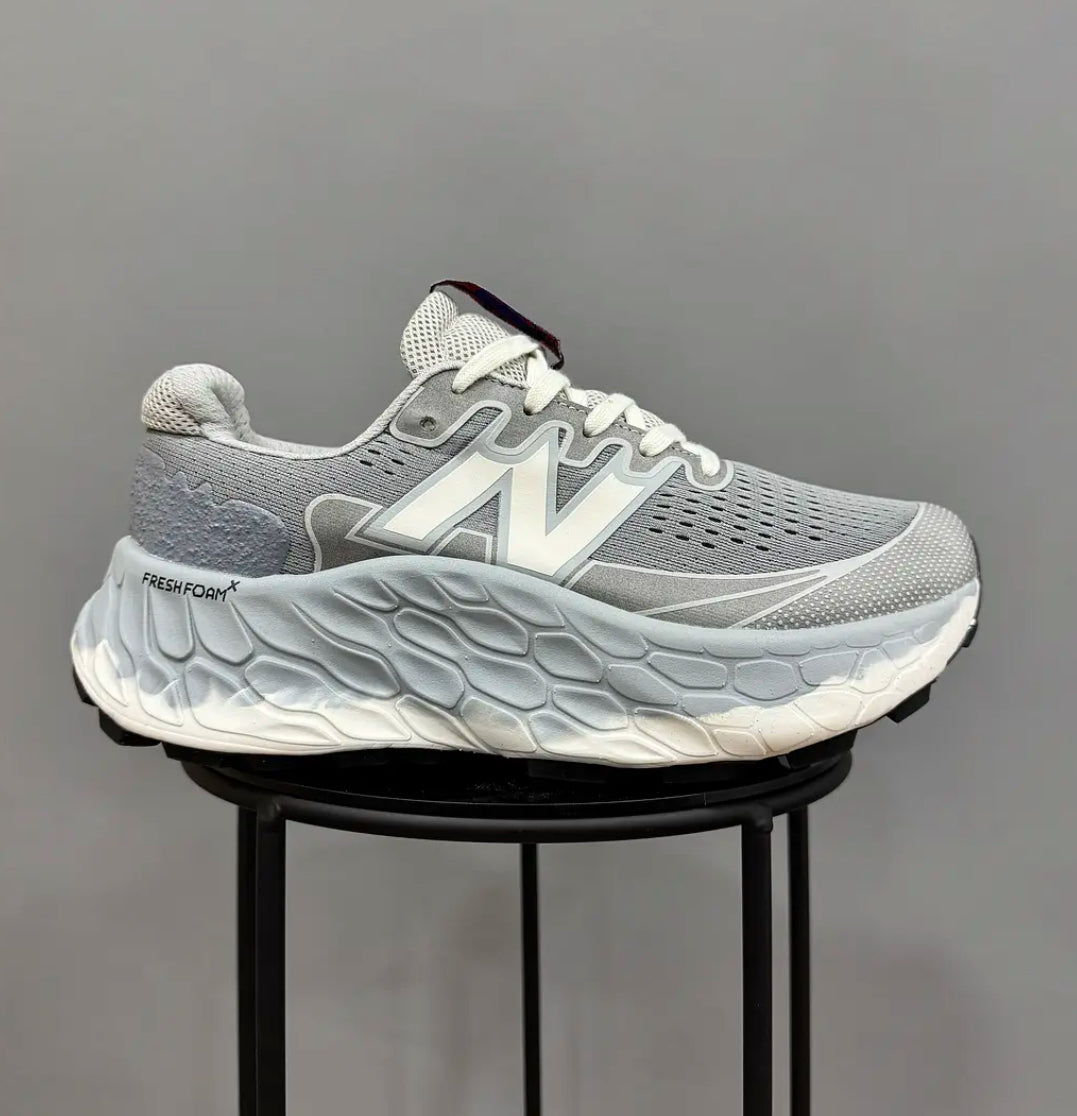 New Balance Trail More V3 Gris