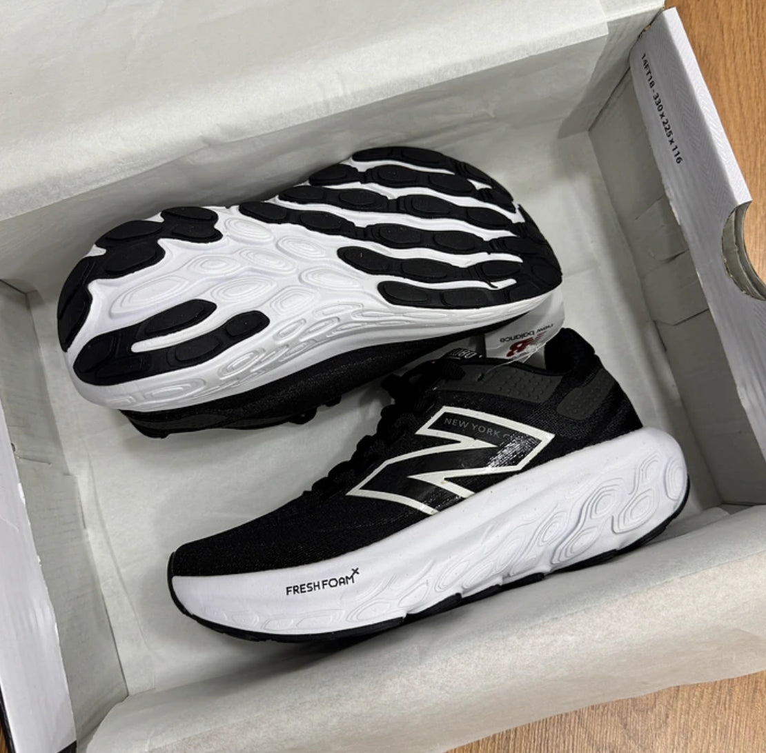 New Balance Fresh Foam 1080 Negro Blanco