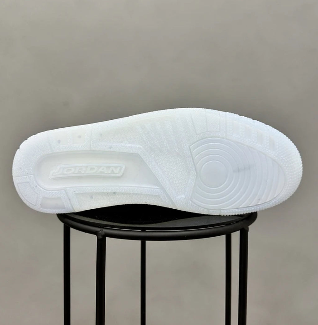 Jordan Retro 3 White Gum
