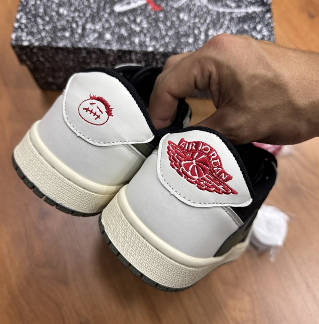 Jordan Retro 1 Low Travis Beige Black
