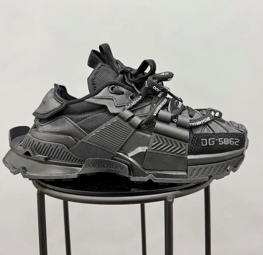 Dolce Gabbana Space Black