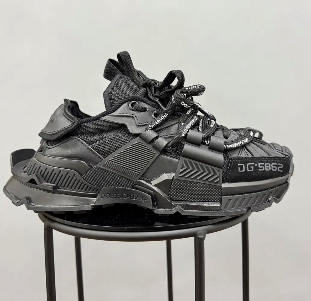 Dolce Gabbana Space Black