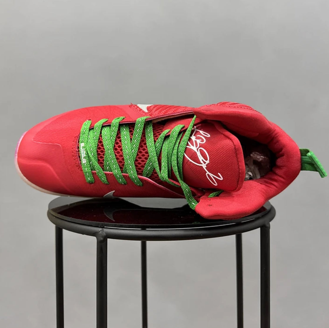 Nike Lebron 9 Red