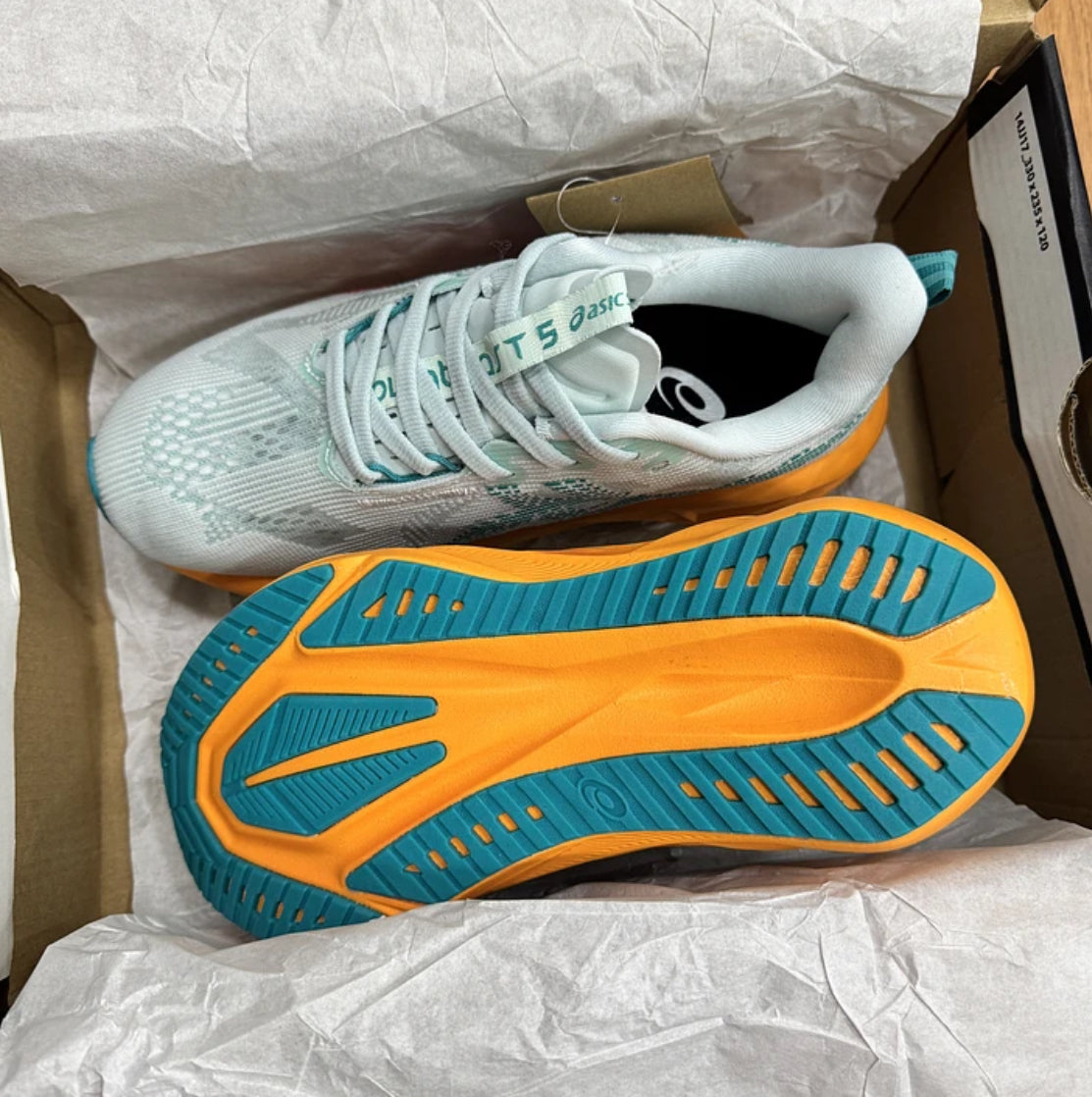 Asics Novablast 5 Green Orange