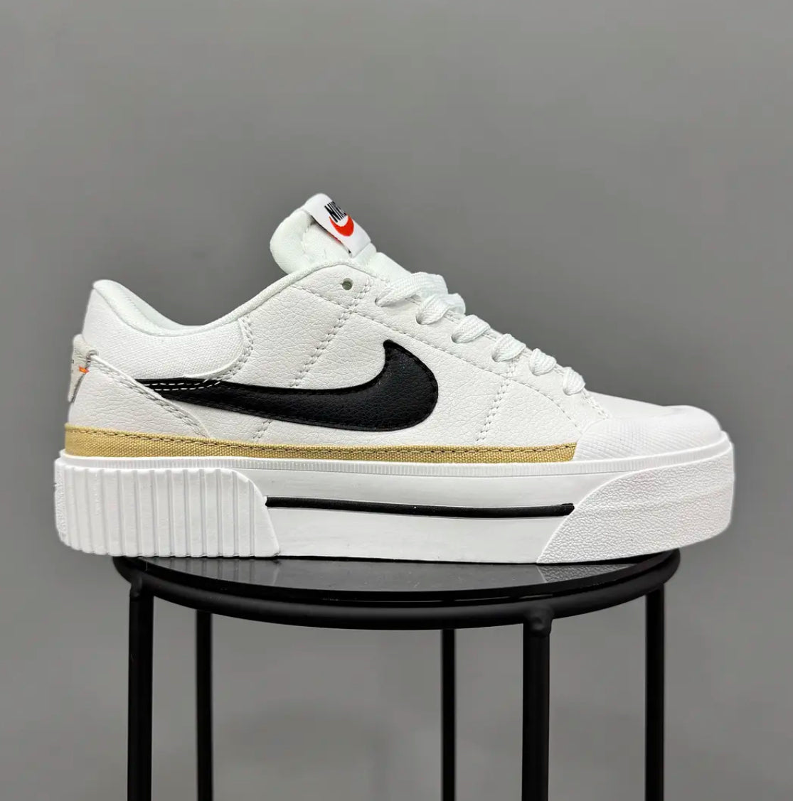 Nike Court Legacy White