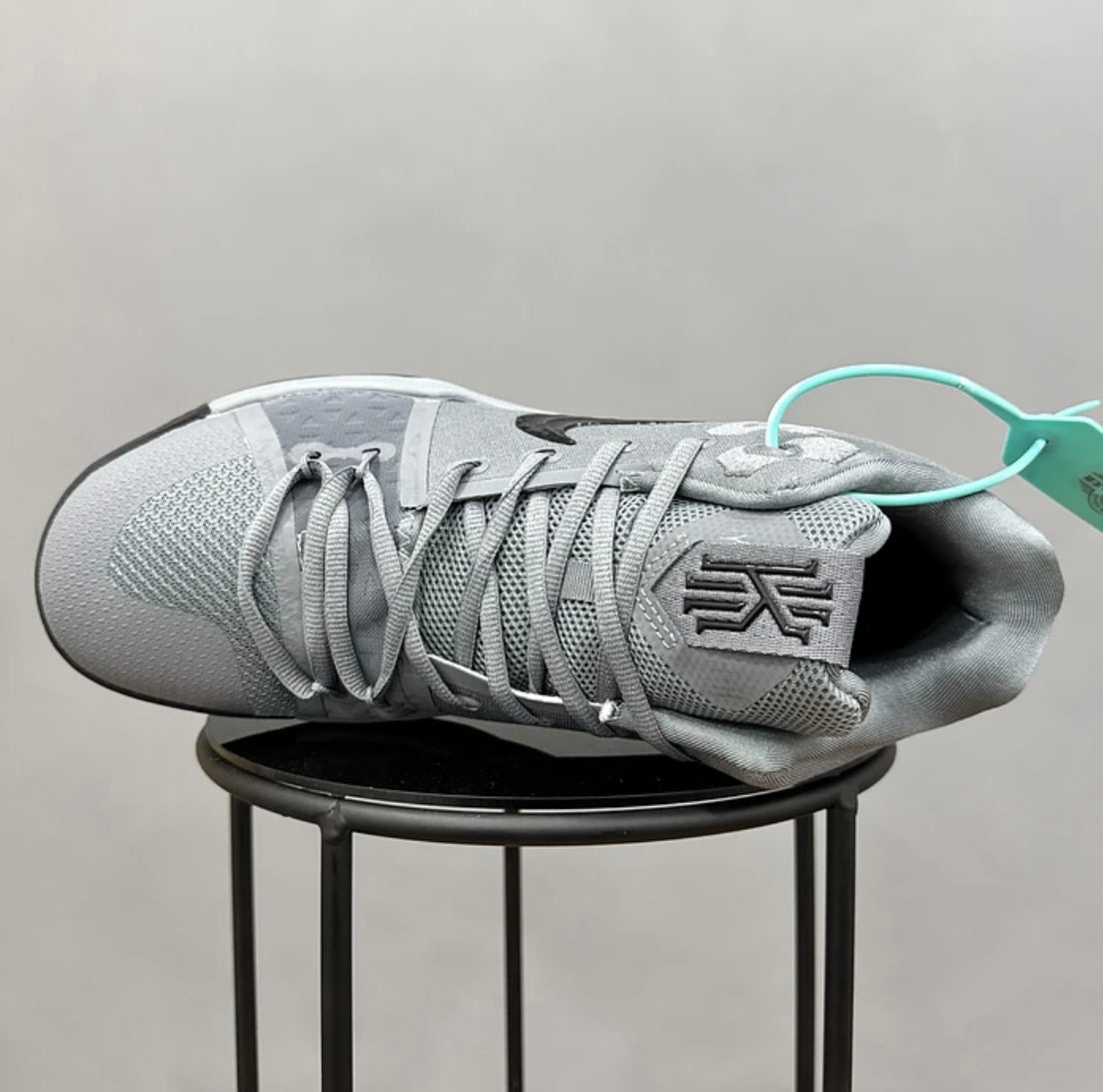 Nike Kyrie 3 Grey Fog