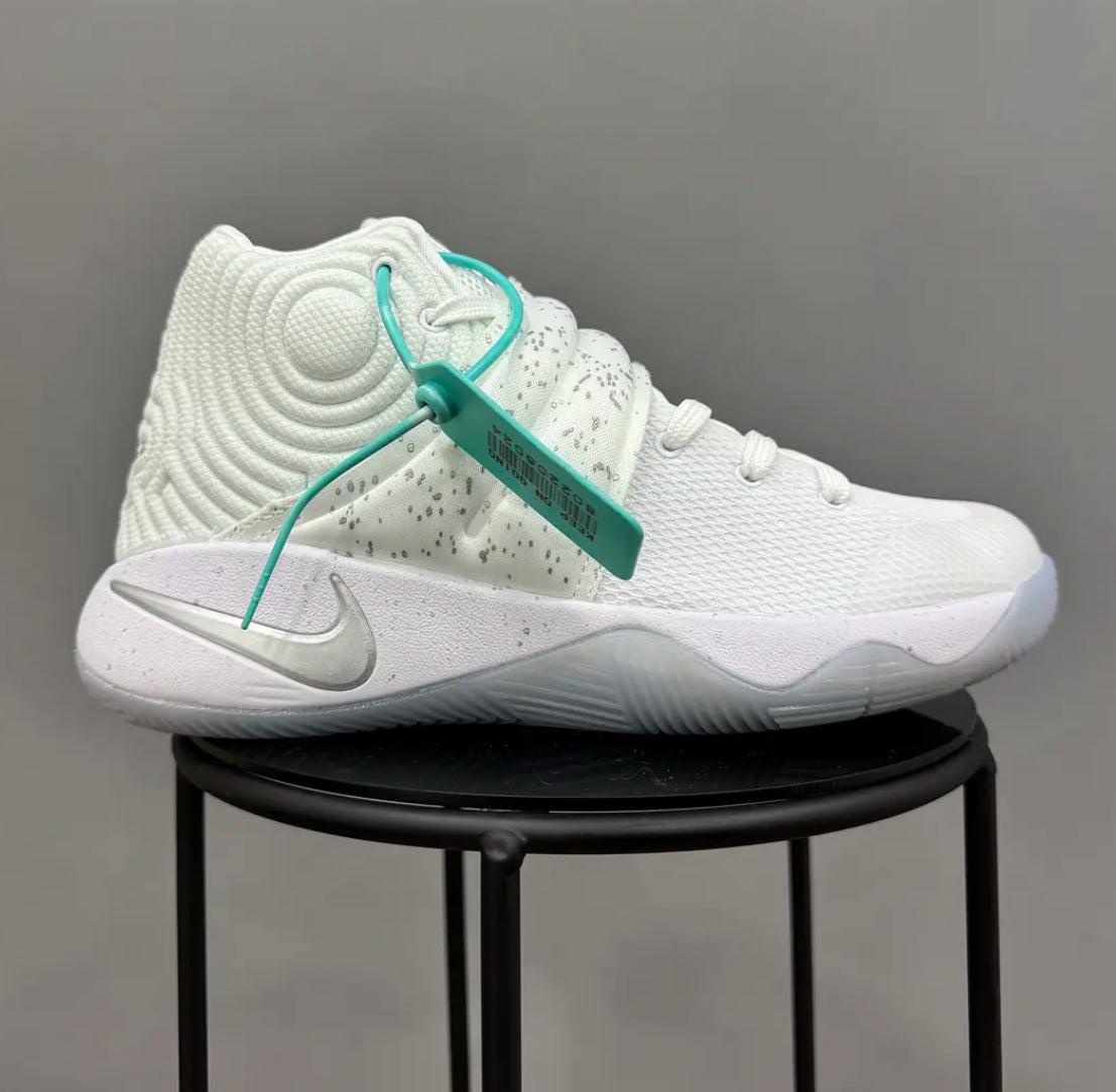 Nike Kyrie 2 Blanca