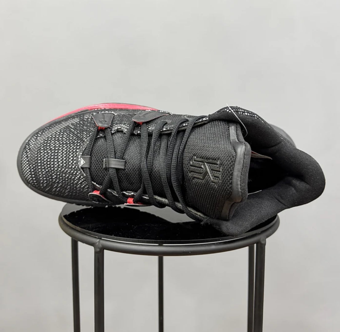 Nike Kyrie 7 Bred