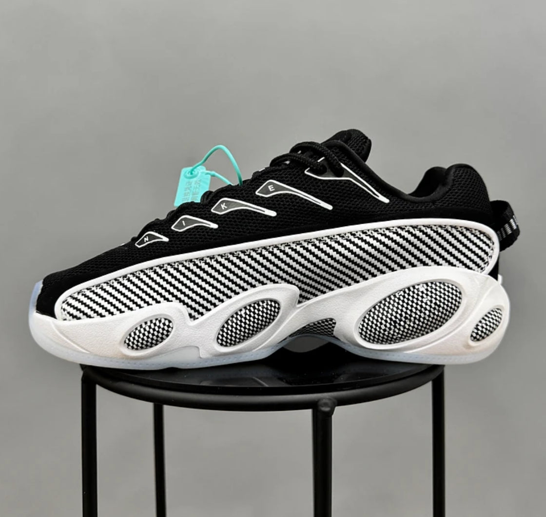 Nike Nocta Glide Negro Blanco