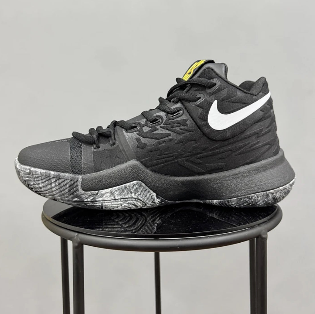 Nike Kyrie 3 Bhm