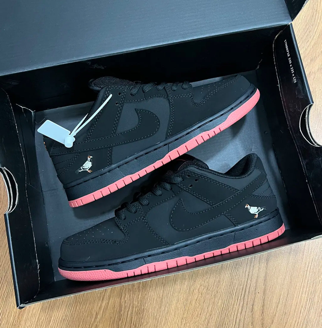 Nike Sb Dunk Pigeon