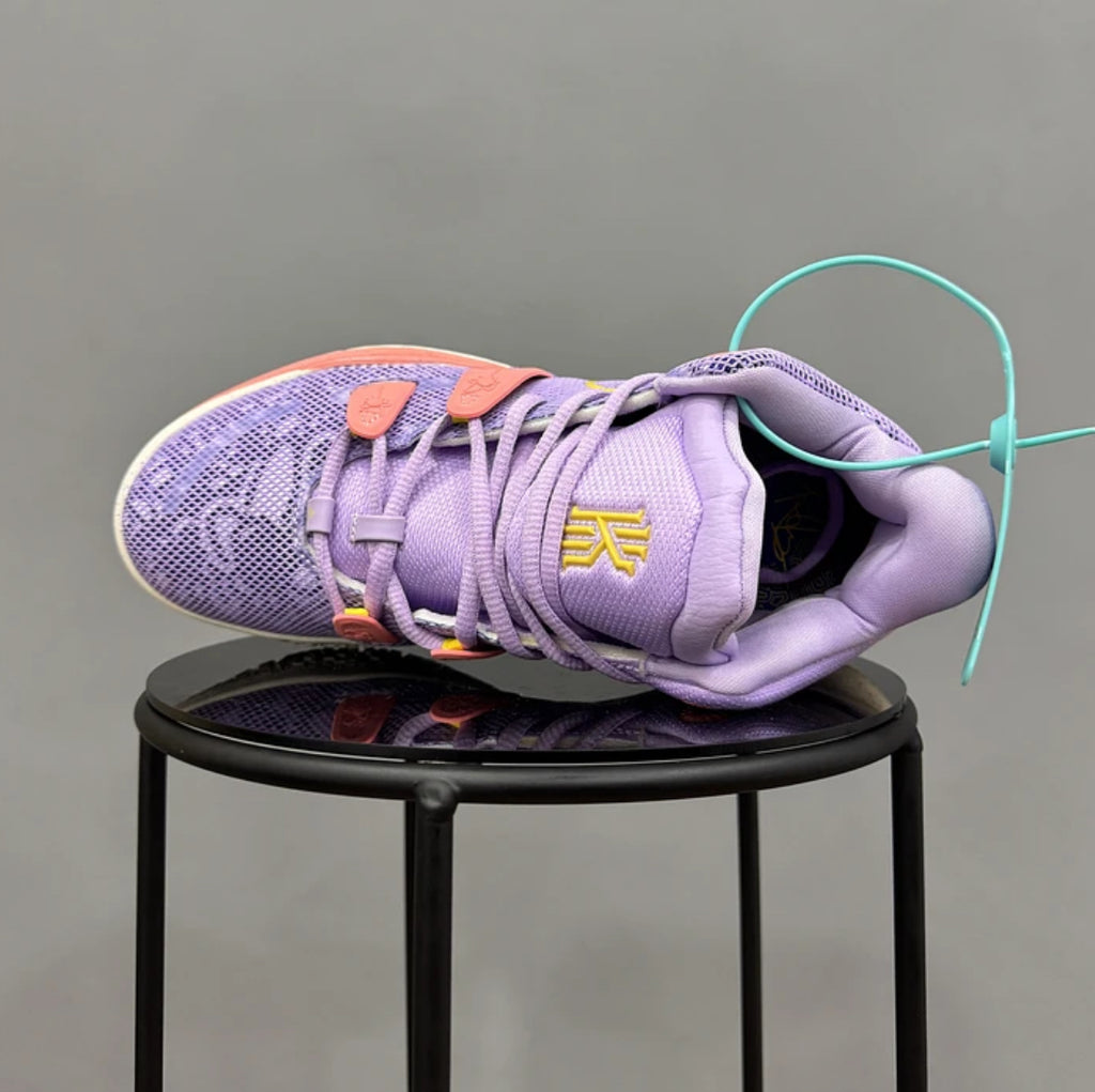 Nike Kyrie 7 Daughter
